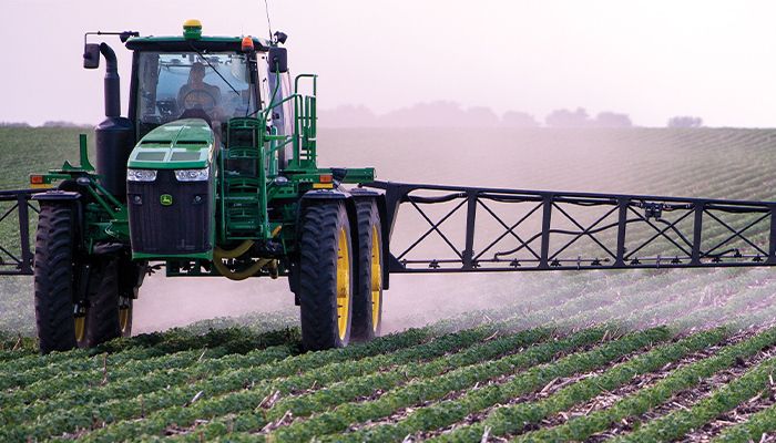 EPA allows use of dicamba already in supply chain 