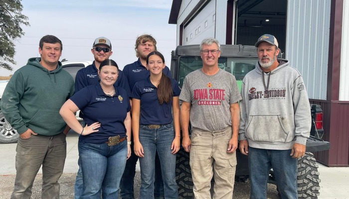 Rockford FFA delivers harvest meals 