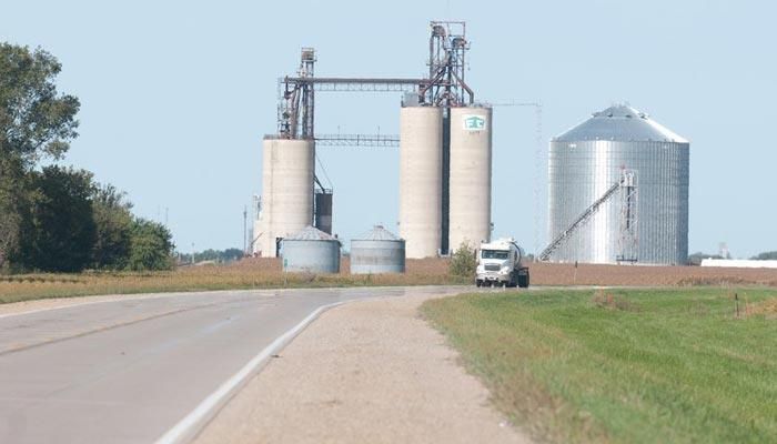 Grain bin rescue class held at Moravia