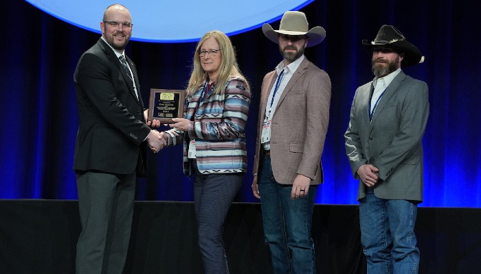 Naig, Mowrer named honorary Master Pork Producers